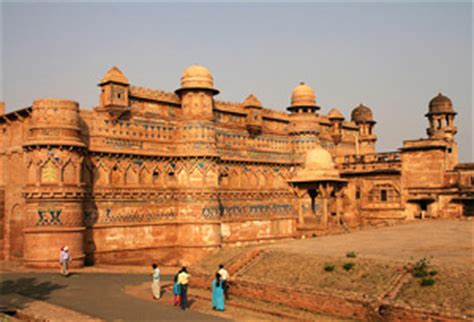 Popular Heritage Tourism Places in Madhya Pradesh | MP Heritage Tours