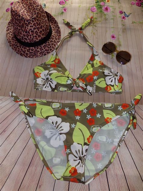 Women S Xhilaration Green Hawaiian Two Piece Bikini Swimsuit Clothing