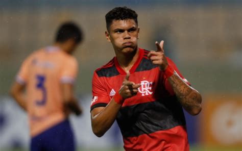 Flamengo Encerra Prepara O E Entra Em Campo Neste S Bado Pela Copinha