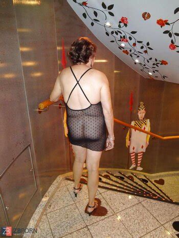 Bahamas Cruise ZB Porn