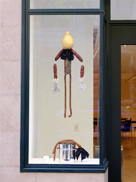 The Romance Of A Shop 1