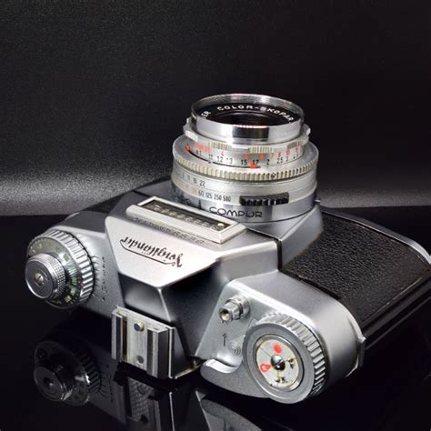 Voigtländer Bessamatic 35mm SLR Vintage Camera with Color Skopar X f2 8