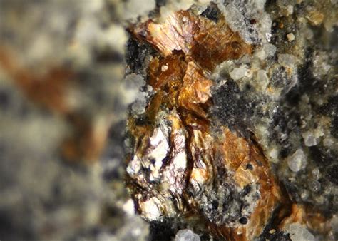 Mineralatlas Lexikon - Kahlerit (english Version)