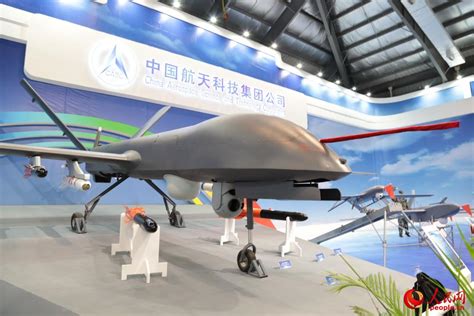 高清：fk 3型中远程防空导弹亮相航展 军事 人民网