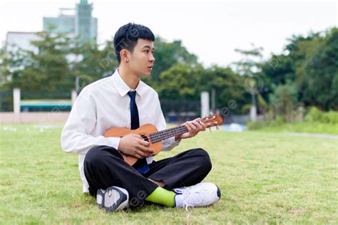 Campus Life Students Play Ukulele Background Jo Kerry Lee Music