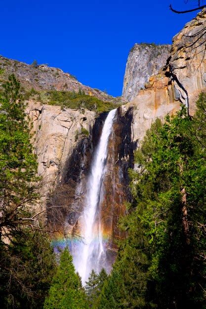 Premium Photo Yosemite Bridalveil Fall Waterfall California