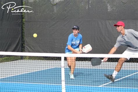 Ultimate Guide Powerful Offensive Pickleball Strategies To Stay