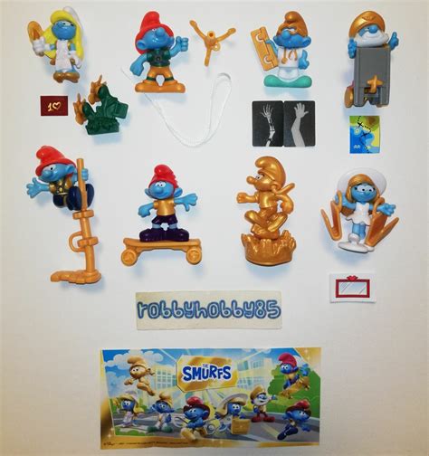 The Smurfs Golden Talents Complete Set With All Papers Kinder Surprise