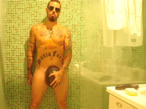 Tico Santa Cruz Nu Ficou Pelado Em Fotos Nudes Xvideos Gay