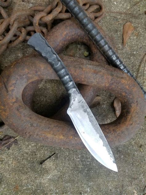 Rebar Knife terrible steel but good practice Más Forging Knives