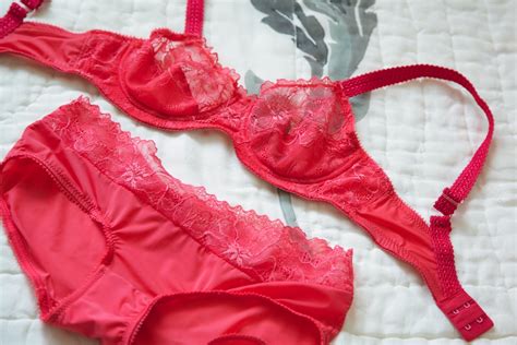 Bra Making Red Lace Lingerie Set Cloth Habit