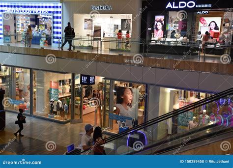 The Galleria Mall in Houston, Texas Editorial Stock Photo - Image of ...