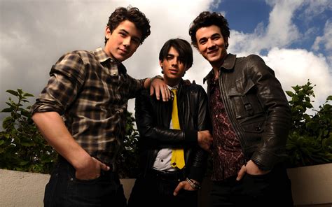 Jonas Brothers - The Jonas Brothers Photo (17025796) - Fanpop