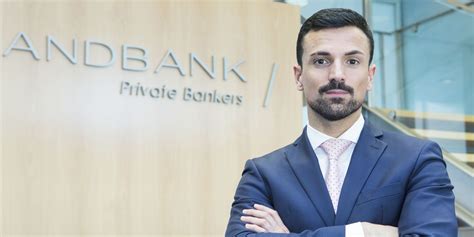 Andbank Espa A Incorpora A Tom S Gen S Como Banquero Privado En