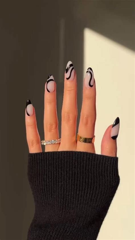 Minimalistic Nail Art Funky Nails Simple Nails Nude Nails