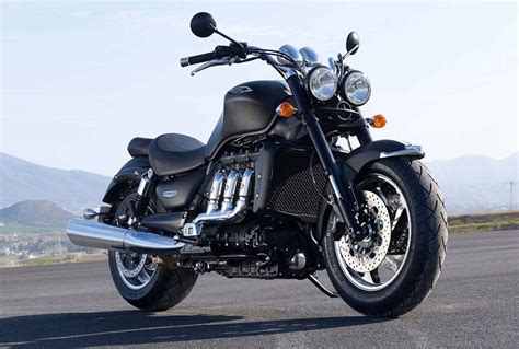 2015 2019 Triumph Rocket Iii Roadster Gallery Top Speed