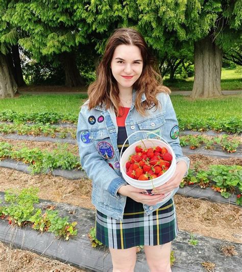 Sarah Z Nude Porn Pictures XXX Photos Sex Images PICTOA