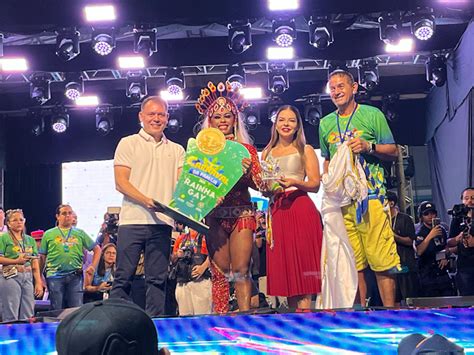 Katharyna Brand O Eleita Rainha Gay Do Carnaval Da Fam Lia Em Rio Branco Folha Do Acre