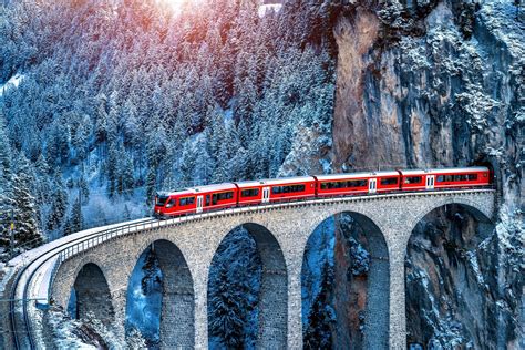 15 gorgeously scenic train rides you can take across Europe