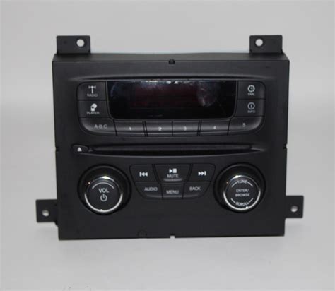 2013 2015 Dodge Dart Radio Cd Player 04692355ai