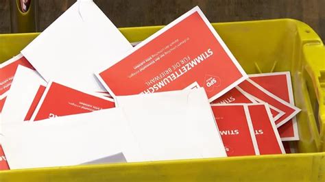 Video Berliner Spd Mitglieder Stimmen F R Schwarz Rot Stern De