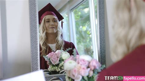 BraceFaced Nude Photo