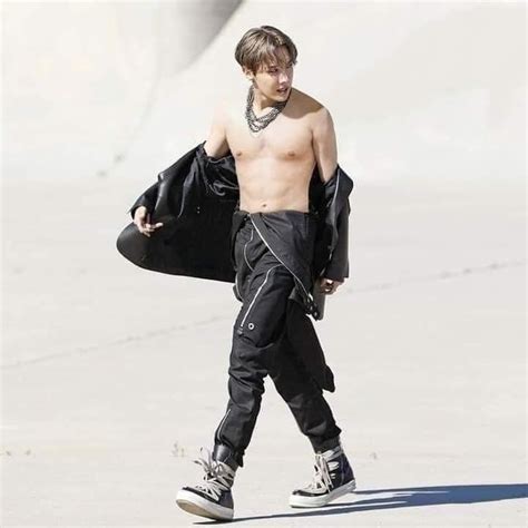 Pin By Dara Hedgecock On BTS Jhope Abs J Hope Hot Daddy J Hope Hot