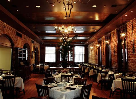 10 Sizzling Steakhouses In New Orleans With The Juiciest Steaks by