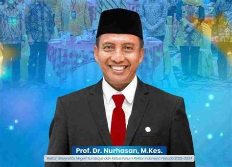 Prof Dr Nur Hasan Rektor UNESA Mendapat Penghargaan Tokoh Olahraga