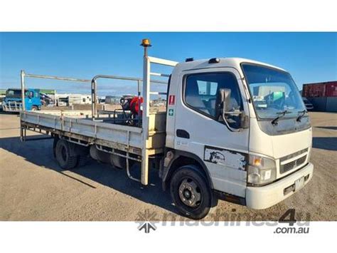 Buy Used Fuso Fuso Canter 4 0T Service Trucks In Listed On Machines4u