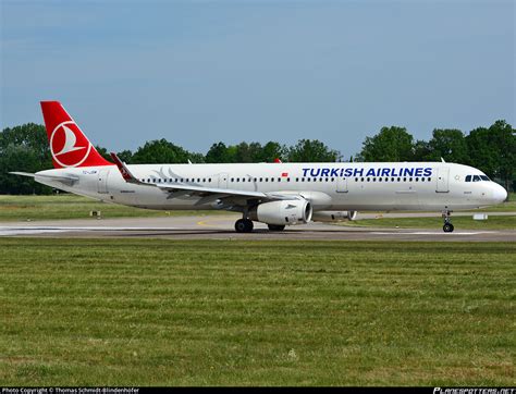 Tc Jsm Turkish Airlines Airbus A Wl Photo By Thomas Schmidt