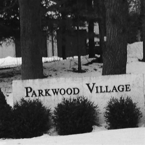 Photos Parkwoodcondos