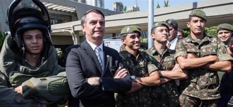 Ditaduras Militar Marco Aurélio Deça