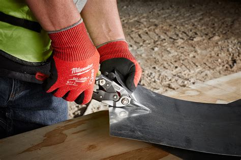 Milwaukee Tool Expands Hand Protection Lineup - Workplace Material ...