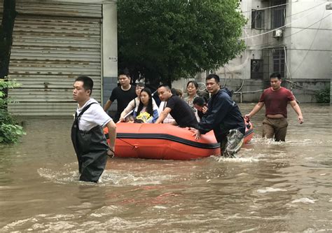 【纪检人镜头】抗洪抢险 纪检监察干部一线勇担当 山体滑坡 新浪新闻