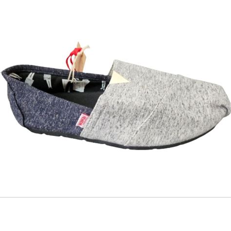 Jual Wakai Sepatu Pria Core BARU Shopee Indonesia