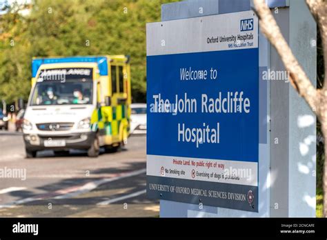 John radcliffe hospital in oxford hi-res stock photography and images - Alamy