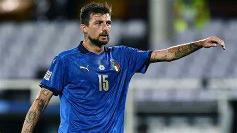 Offese Razziste A Juan Jesus Acerbi Non Convocato In Nazionale