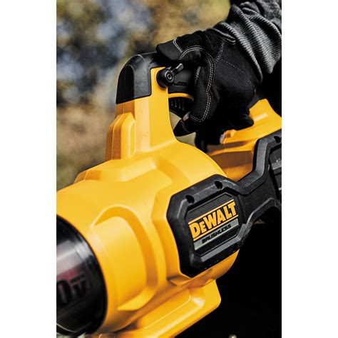 V Max Flexvolt Brushless Handheld Axial Blower Dcbl X Dewalt