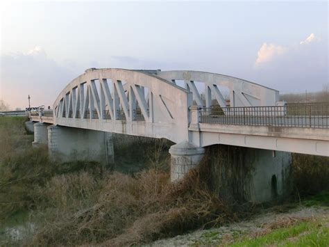 Secchia Bridge San Benedetto Po Quistello Structurae