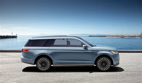 Lincoln Navigator Concept breaks cover in New York Lincoln Navigator ...