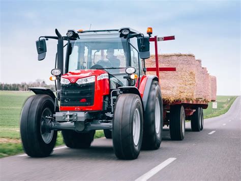 Massey Ferguson MF 4710 M Cabinato Trattori E Trattrici