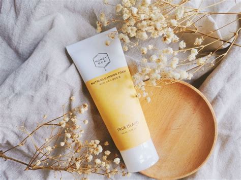 Korean Skincare : True Island Review | Busy Bee deserve a Honey cleanse ...