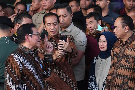 Karir Politik Jokowi Dinilai Bakal Meredup Usai Tak Lagi Jadi Presiden