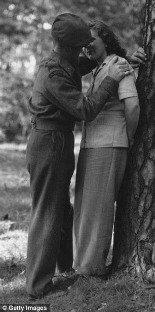 Russian Woman Free Mail TubeZZZ Porn Photos