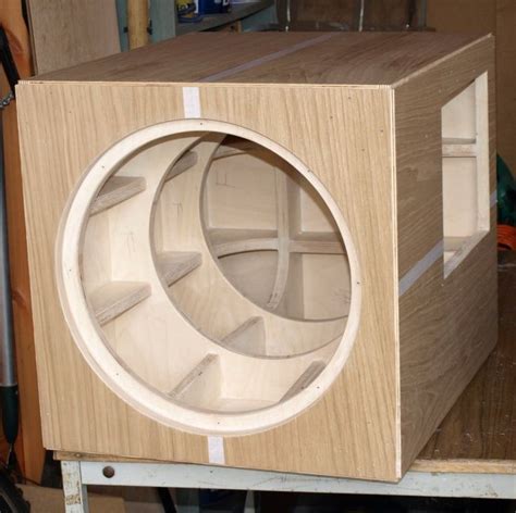 Top 25 ideas about Speaker box Design on Pinterest | Speaker design ...