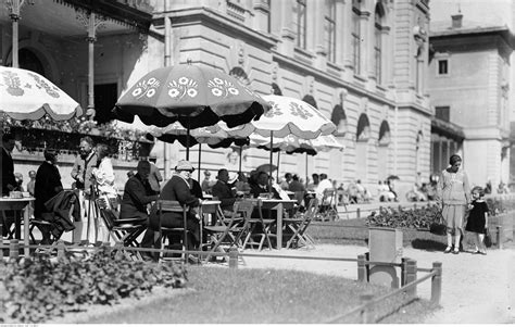 Głośne historie sprzed lat Sądecka parada blagierów