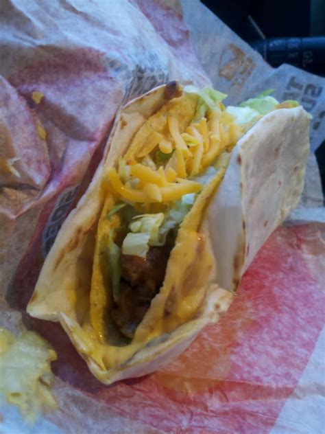 The Smidview: Review: Taco Bell Cheesy Double Decker Taco