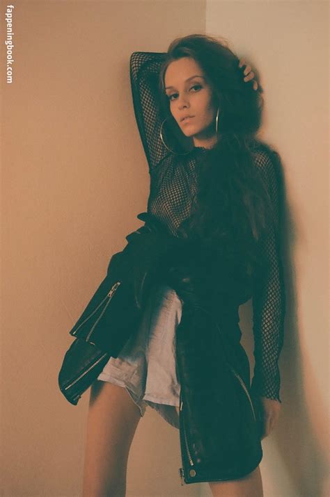 Fenix Raya Nude OnlyFans Leaks Fappening FappeningBook