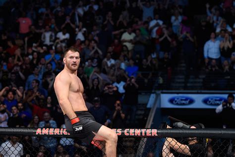 UFC 211 Results Stipe Miocic Defeats Junior Dos Santos Jedrzejczyk